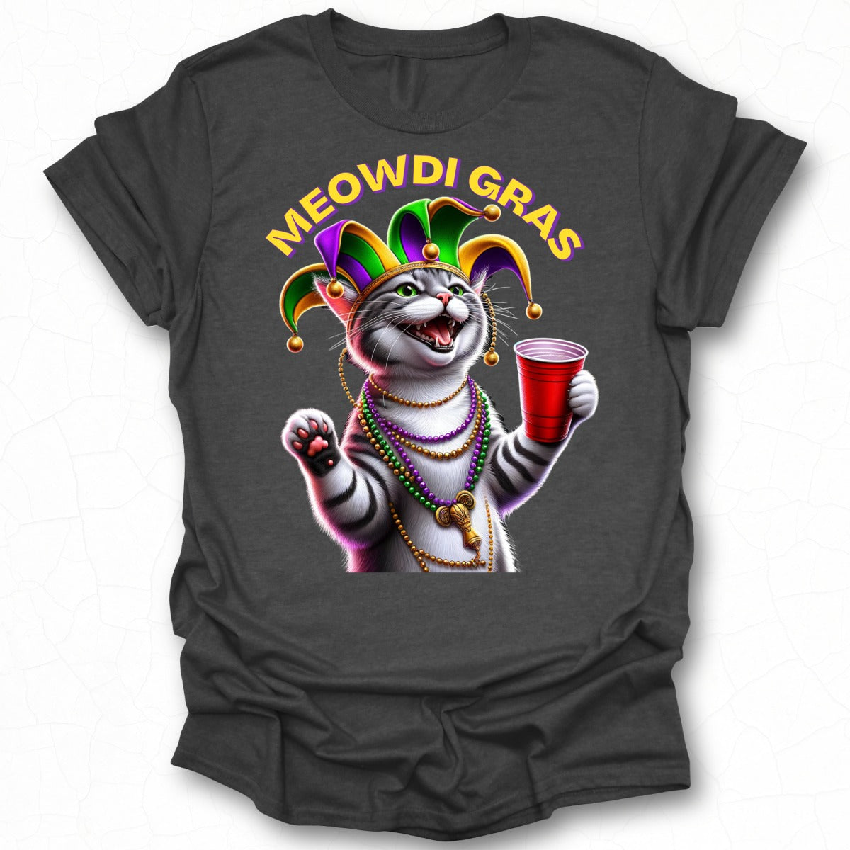 Meowdi Gras Cat with Beads and Drink Graphic T-Shirt